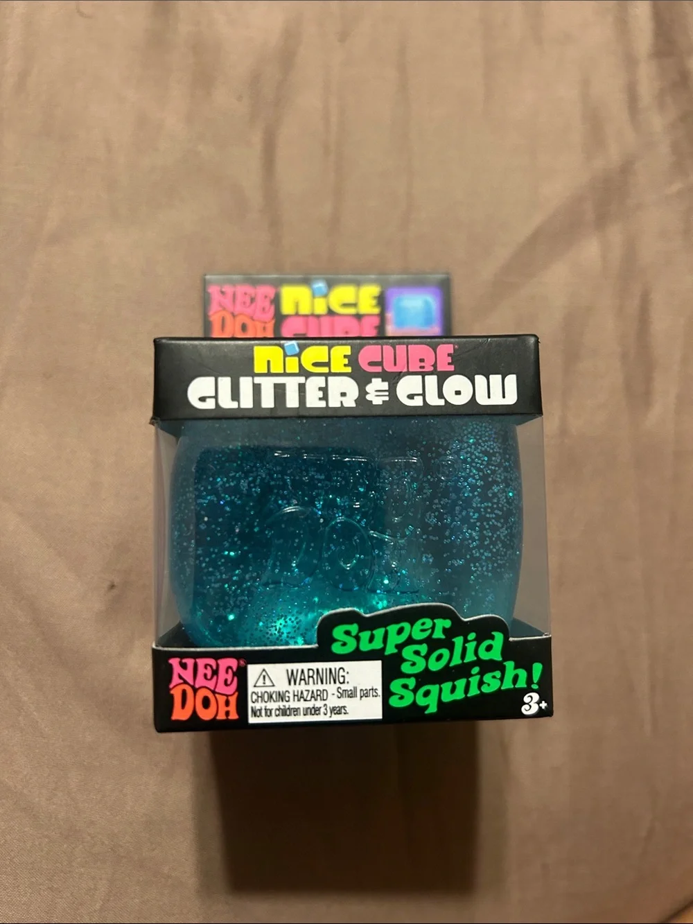 New Nice Cube Glitter & Glow Super Solid Squish - Blue ()